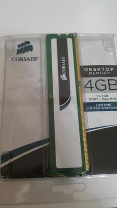  CORSAIR 4GB DDR3 CL9 Ram