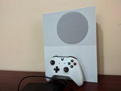 Satılmıştır--Satılık Xbox One S 500gb