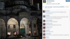  Demba Ba Fernandes'i Sultanahmet Camii'ne götürdü