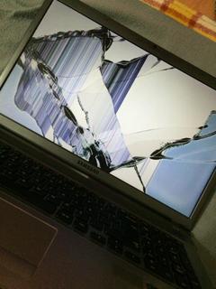 Laptop Ekranı Kırıldı !!!