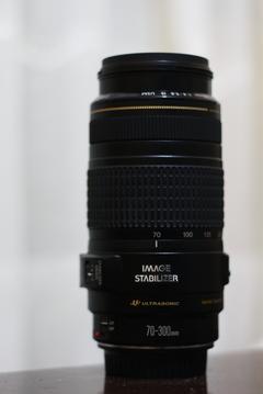 satılık Canon 70-300 USM IS zoom lens!