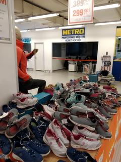 Metro market skechers-columbia ayakkabı mont indirimleri