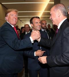 Trump: Rahip Brunson uzun zamandır gözaltında tutulduğu için Türkiye'ye geniş çaplı yaptırımlar uygu
