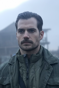 Henry Cavill karizması ve oyunculuğu ..