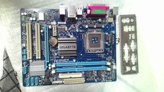  Gigabyte G41 + Xeon E5450 + Transcend 8GB DDR3