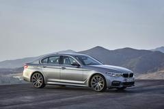 BMW 5 SERiSi G30-