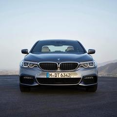 BMW 5 SERiSi G30-