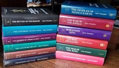 Tolkien reisin 12 kitaplik serisi .MİDDLE EART