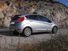 Yardim Lutfen 2009 Model Ford Fiesta Titanium A Jant Alicam