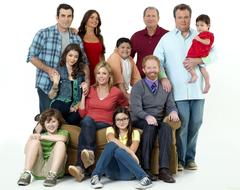  Modern Family (2009)