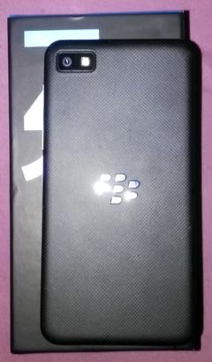 BlackBerry  Z10 telefon satıldı