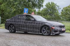  2018 G20 BMW 3 SERİSİ KAMUFLAJLARLA YAKALANDI!