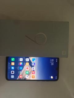 Xiaomi mi 9 (6-128) kayıtlı tertemiz (satıldı)