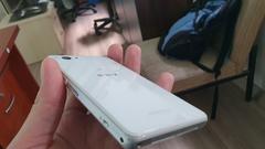 Sony Xperia Z1 Compact 350 lira 9+ saat ekran süresi (yeni Fotoğraflar)