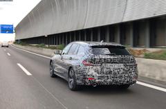  2018 G20 BMW 3 SERİSİ KAMUFLAJLARLA YAKALANDI!