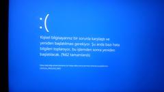  Laptop mavi ekran hatası (critical process died)