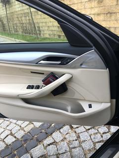 BMW 5 SERiSi G30-
