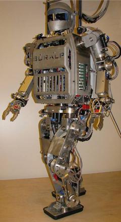 Boston Dynamics, Big Dog'un ufak versiyonunu görücüye çıkarttı
