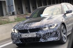  2018 G20 BMW 3 SERİSİ KAMUFLAJLARLA YAKALANDI!