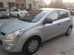 Foruma Özel Fiyat- Servis bakimli 80 binde Hyundai i20 Otomatik vites