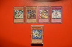  95 Adet Yugioh Kartı Satıyorum.