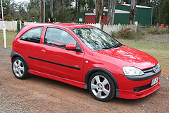 Opel Corsa 1 7 Tek Kapi