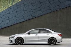 2018 MERCEDES A SERISI