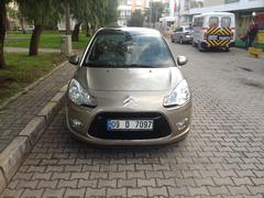  İzmir'den 2010 Citroen C3 Exclusive Dizel