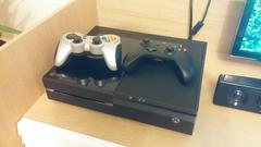  Satılık temiz XBOX ONE + 7 Oyun + Logitech yedek kol