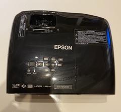 Epson TW5200 Full HD 3D Projeksiyon Cihazı + 3 Metre Motorlu Perde