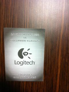  Logitech Keybooard Case For iPad 2 by ZAGG