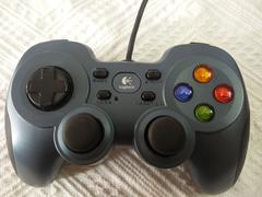 SATILDI - Logitech F510 Gamepad - 60 TL