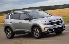 C5 Aircross mu? Opel Grandland X mi? Peugeot 3008 mi? Dizel Otomatik