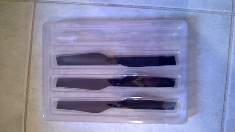 SATILIK - AR.DRONE 1 , 1 Motoru Arızalı