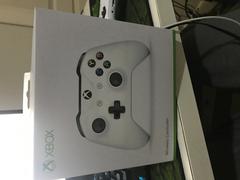 Xbox One S Wireles Controller + Usb Bluetooth V4.0 Dongle ile