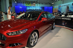  YENİ FORD MONDEO İSTANBULDA YAKALANDI!!