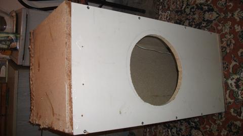 Hoparlör(subwoofer) için kabin yapıyorum YARDIM
