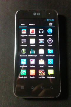  LG Optimus 2x 8MP P990