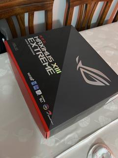 SATILMIŞTIR ASUS ROG MAXIMUS XIII EXTREME Z590 ( SIFIR )