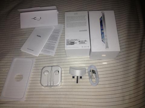 İphone 5 Kutu İçeriği.... Sadece 60 TL