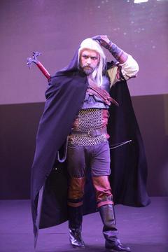  Witcher Cosplay'i yaptım GEL ! DİKKAT BOL GÖRSEL