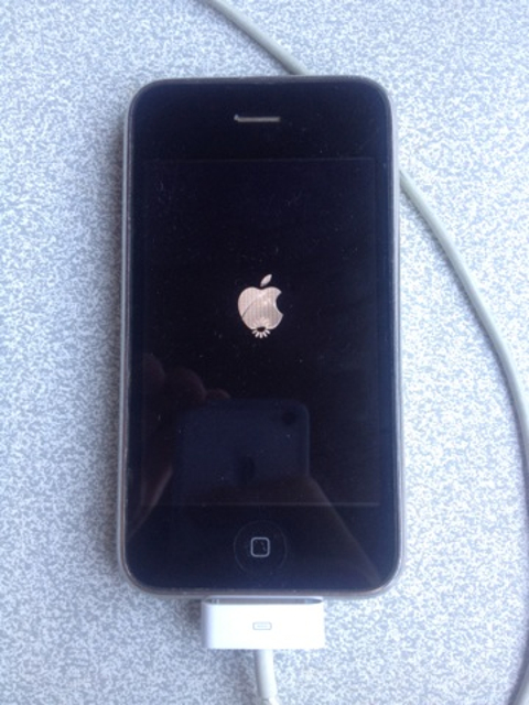 Home Tuşu Bozuk iPhone3G Restore Ederken Takıldı, Çalışmıyor