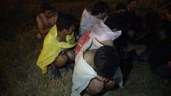 Yunan Polisi Kaçakları Yarı Çıplak Türkiye'ye Gönderdi