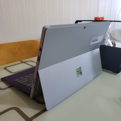 Microsoft Surface Pro 4 256GB SSD 8GB RAM