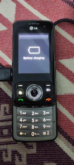 LG KT520 Tuşlu Telefon - 29 TL