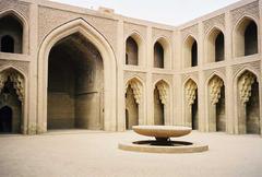  İslam Medeniyeti'nin ve Ortaçağ'ın İlim Merkezi