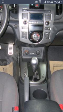  2011 kia cerato comfort AT