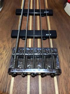 Satılık Nokta Çiziği Olmayan Washburn T25 yekpare kasa Bass gitar İNDİRİM 