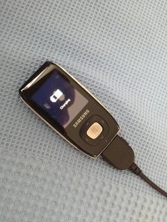  Bir Mp3 Player Arıyorum Lütfen Yardım (Samsung)