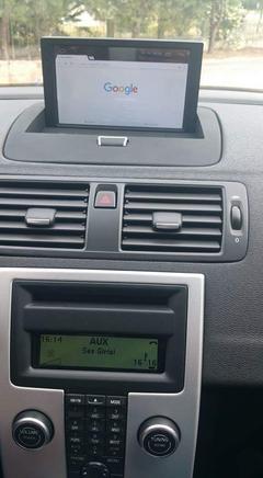 VOLVO ARACA ÖZEL DVD GPS CİHAZLARI S40-S60-XC90-V50-V70-C30 DVD GPS NAVİGASYON - GÜNCEL